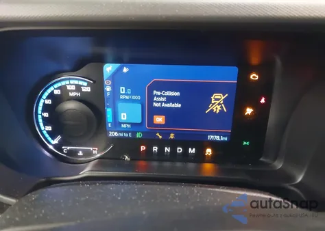 2023 Ford Bronco Black Diamond z USA, uszkodzony, nr VIN 1FMEE5DH4PLC18290